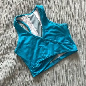 NVGTN Caribbean blue sports bra